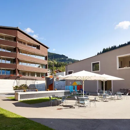 Reka-feriendorf Blatten-belalp * 纳特斯