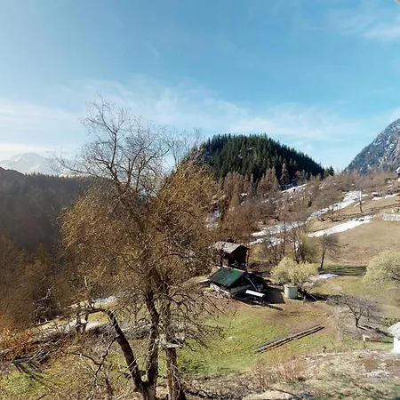Reka-feriendorf Blatten-belalp * בלאטן ביי נאטרס